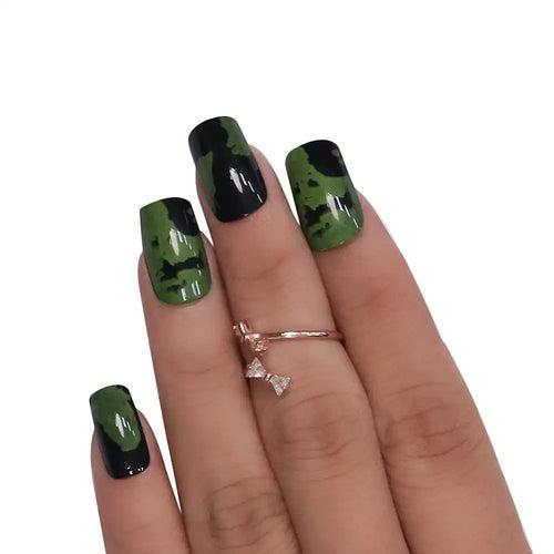 PRINTED LONG SQUARE NAILS (NAIL KIT INCLUDED)