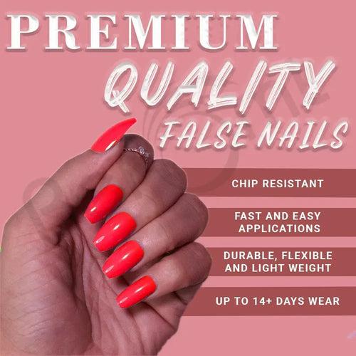 GLOSSY OVAL NAILS (NAIL KIT INCLUDED)