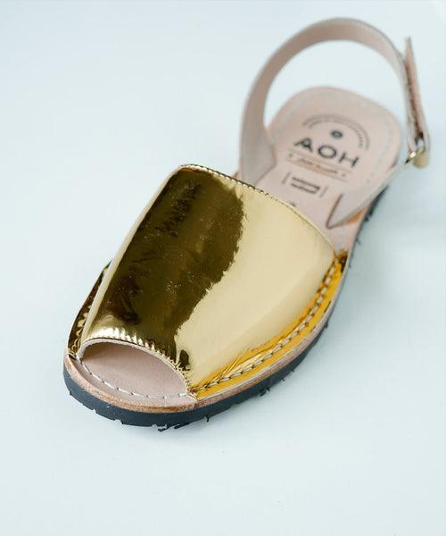 Golden Avircazz Sandal