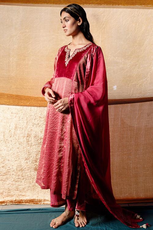 Festival Fuchsia Woven Silk Kurta Set