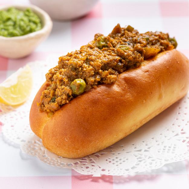 Chicken Keema Roll (1 pc)