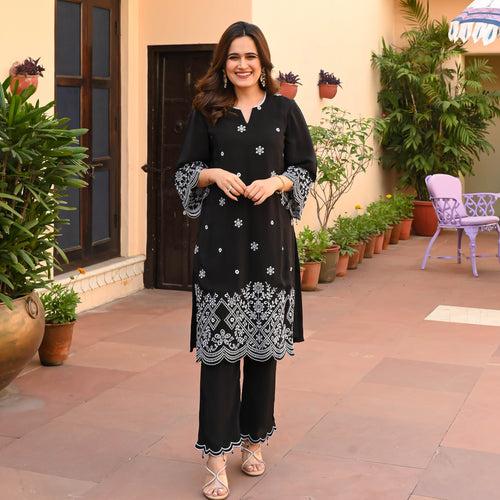 Bunaai Dreamy Embroidery Kurta Set | Relove