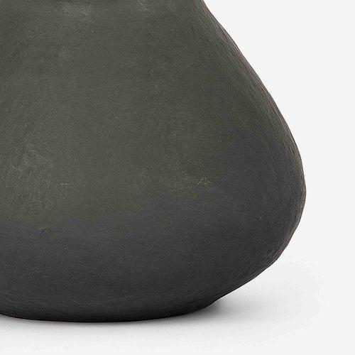 ROTUND NOIR VASE