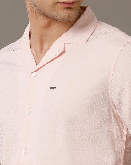 IDENTITI Men Slim Fit Cuban Collar Solid Shirt In Pink.