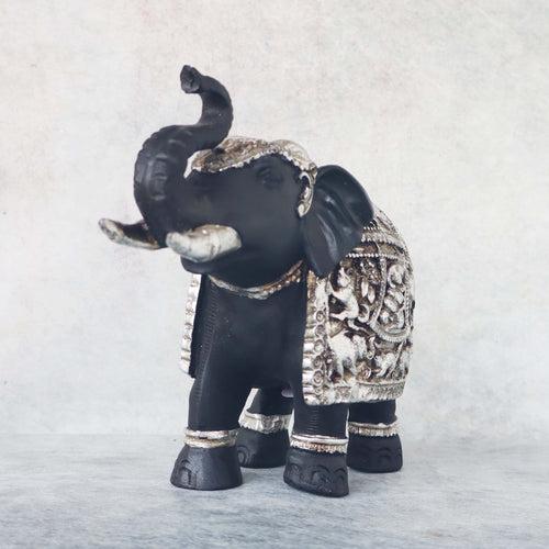 Elephant Statue by Satgurus