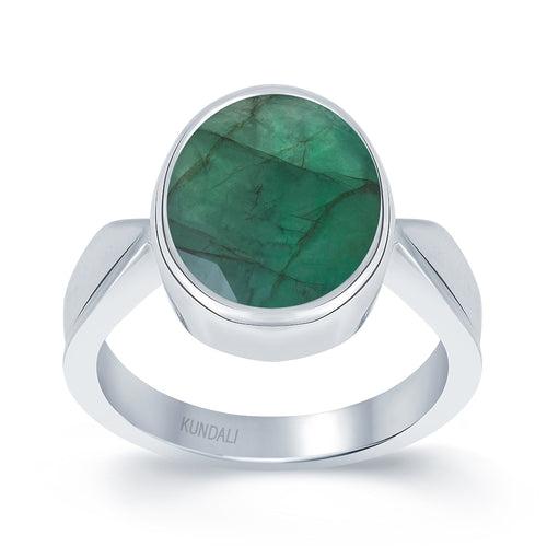 Classic Emerald (Panna) silver ring