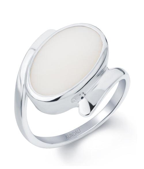 Dreamy Opal silver ring