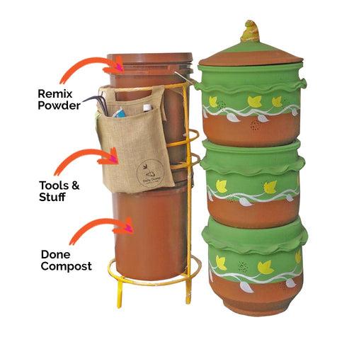 Stand No Mess | useful organiser for home composting