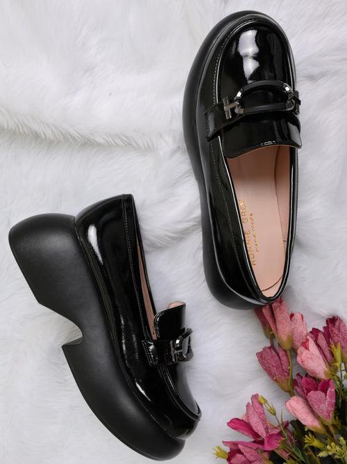 Women Black Solid Wedge Heel Loafers