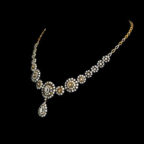 Pretty Kaira Diamond Necklace