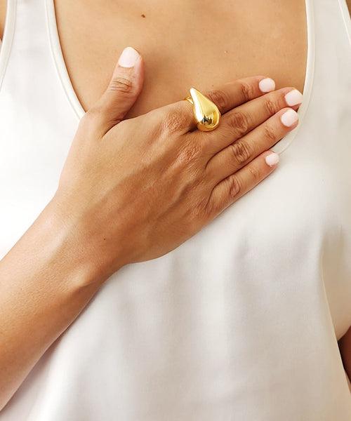 Kubbra Sait wearing MNSH Bold Gold Mini Ring