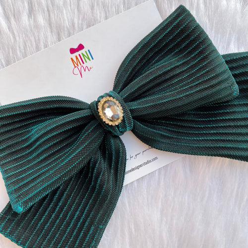 Emerald Elegance Green Pleated Bow