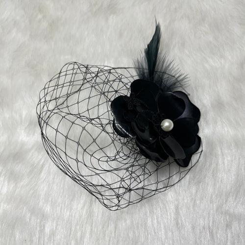 Black Minimal Luxe Birdcage Veil