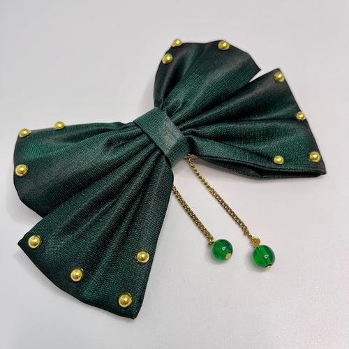 Green Bow with Golden Pearls