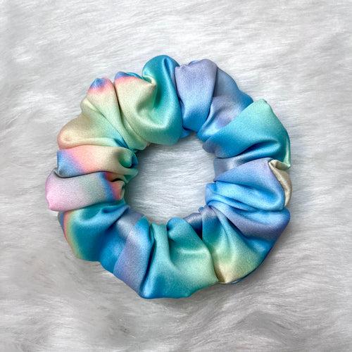 LOVELY RAINBOW Scrunchie