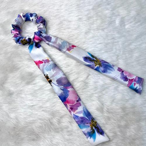 Blooming Inspiration Scrunchie with Tail