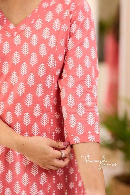 Dira - Pink Cotton Suit Set With Cotton Dupatta