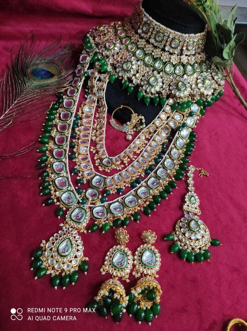 Kundan Heavy Jewelry Set in Green Color