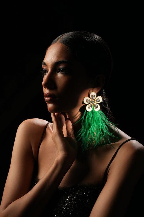 Daisy Feather earrings