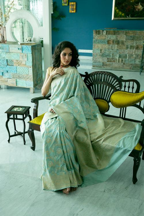 Neelaya Saree