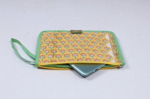 Green Wristlet Wallet