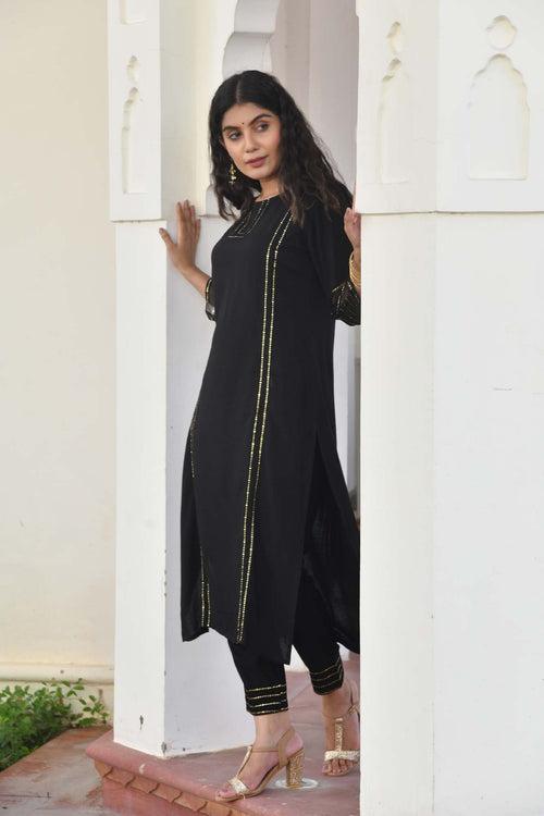 AAHELI DEJA BLACK KURTA-PANT SET