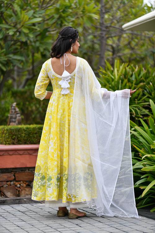 MULMUL MAIZE YELLOW TIE DYED & BLOCK PRINTED PANELED KURTA-PLAZZO & DUPATTA