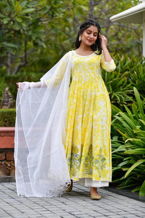 MULMUL MAIZE YELLOW TIE DYED & BLOCK PRINTED PANELED KURTA-PLAZZO & DUPATTA