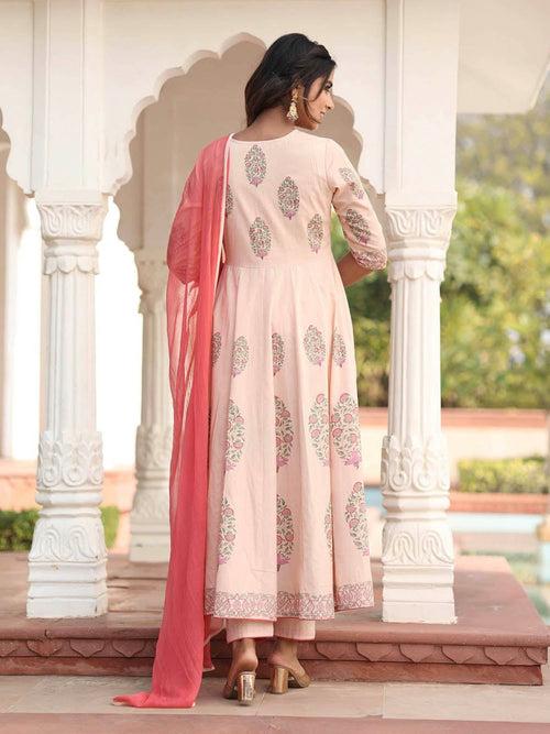 MULMUL GEETIKA FLORAL MOTIFS BLOCK PRINTED FLARED KURTA-PANTS & DUPATTA SET