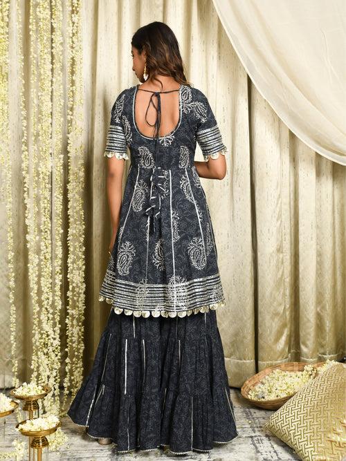 MULMUL AADHRITI GREY BLOCK PRINTED FLARED KURTA-SHARARA & DUPATTA SET