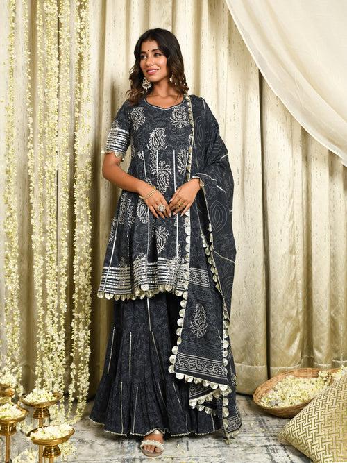 MULMUL AADHRITI GREY BLOCK PRINTED FLARED KURTA-SHARARA & DUPATTA SET