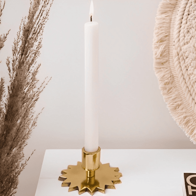 A Detailed Star Candle Stand