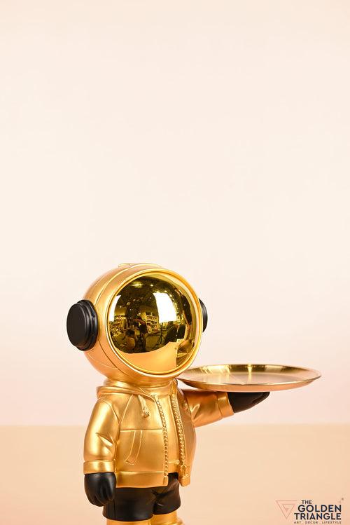 Aster - Space guy holding a Tray - Gold