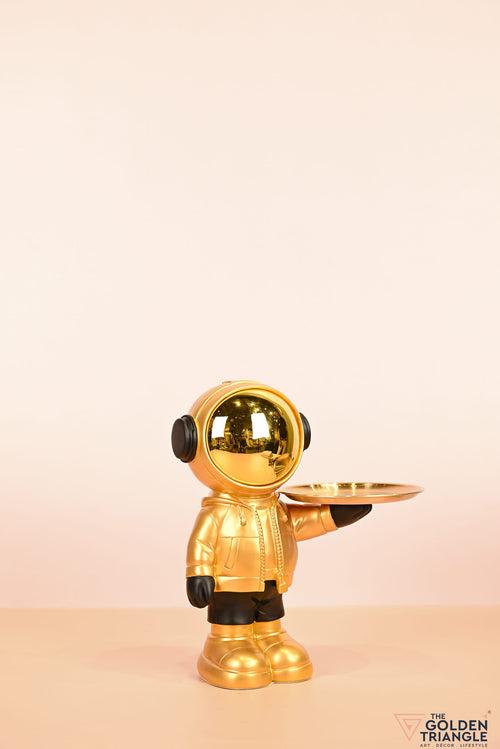 Aster - Space guy holding a Tray - Gold