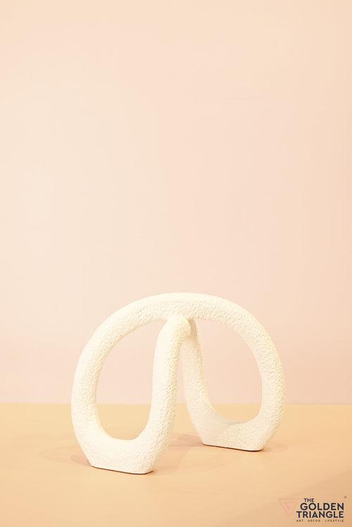 Infinity Knot Tabletop Artefact - White