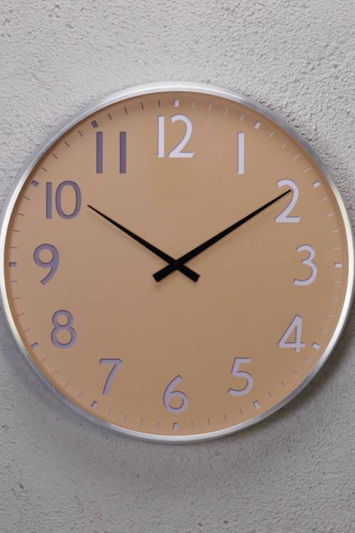 Etsu Silver Wallclock - Yellow Face