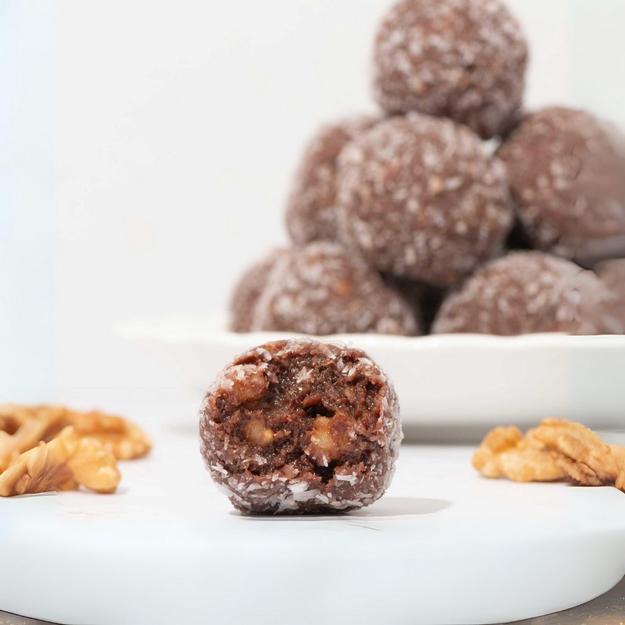 Mishtaa - Cocoa Walnut Laddoos (Organic Jaggery)