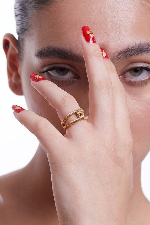 Gold Threaded Interlocked Ring