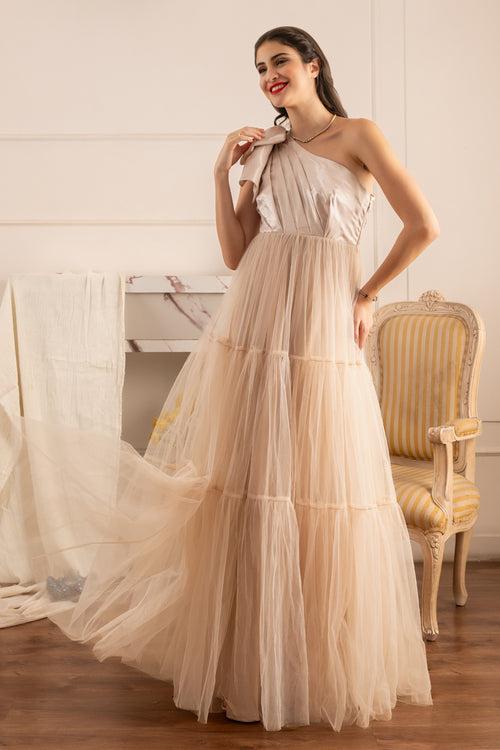 One-Shoulder Biege Gown With Bow