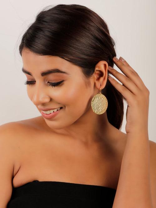 Charming Hammered Disc Shaped Gold Earrings