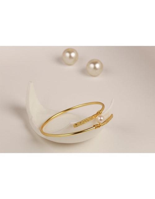 Shining Gold Bangle Bracelet