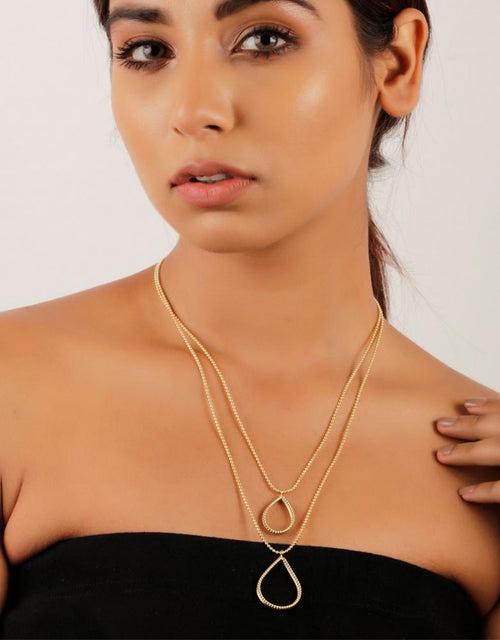 Sleek Layered Gold Necklace