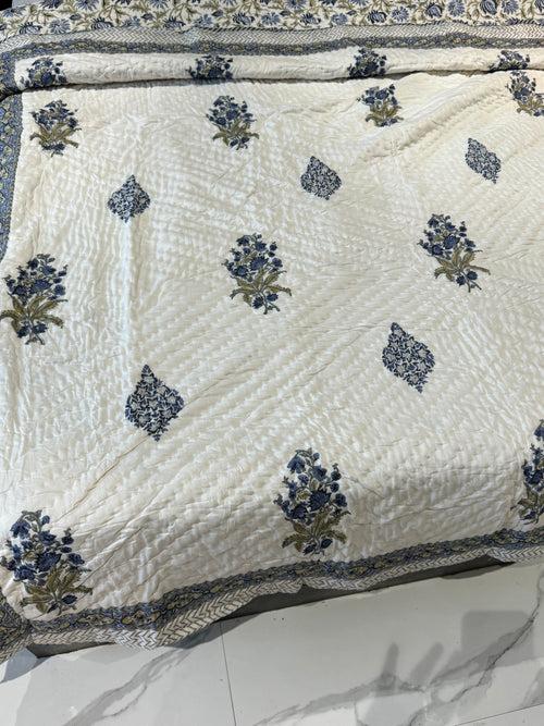 HAND BLOCK PRINTED REVERSIBLE MULMUL QUILT