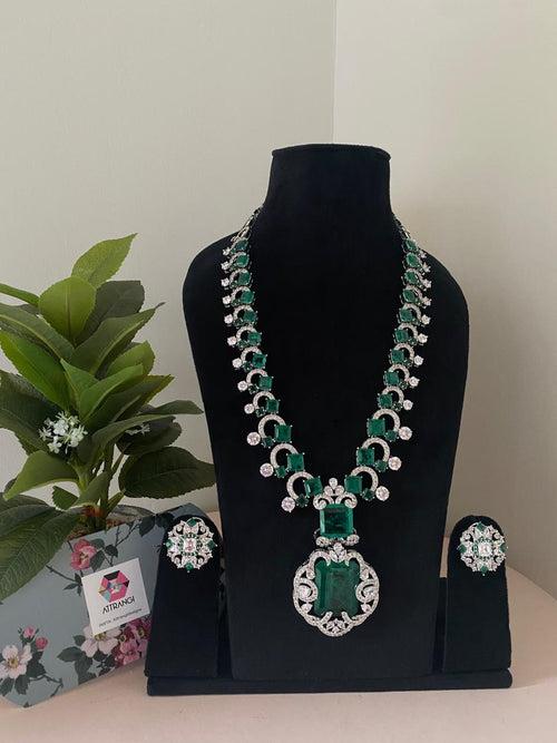 Nita Emerald And Diamond Necklace Set