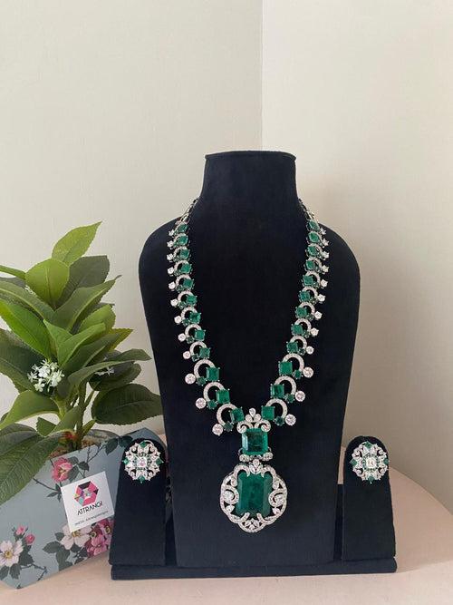 Nita Emerald And Diamond Necklace Set