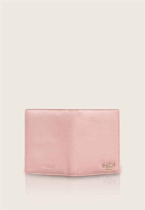 Caigo, the passport case