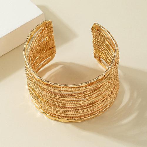 Beautiful Open-end Gold Plated Alloy Bracelet For Woman