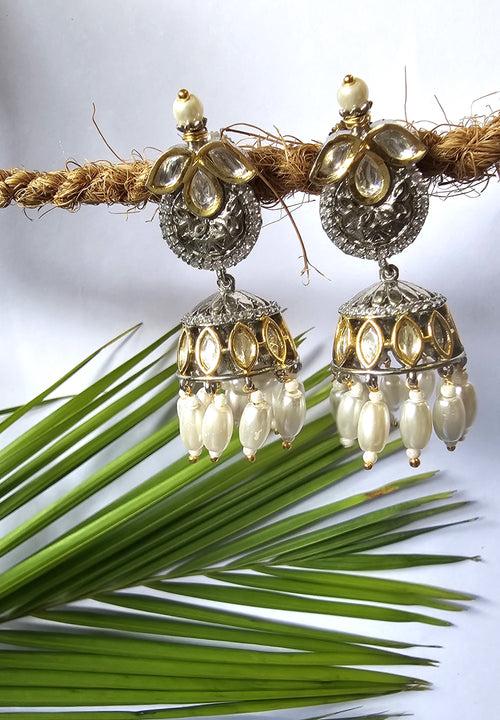 Small Jhumka Earring With Kundan