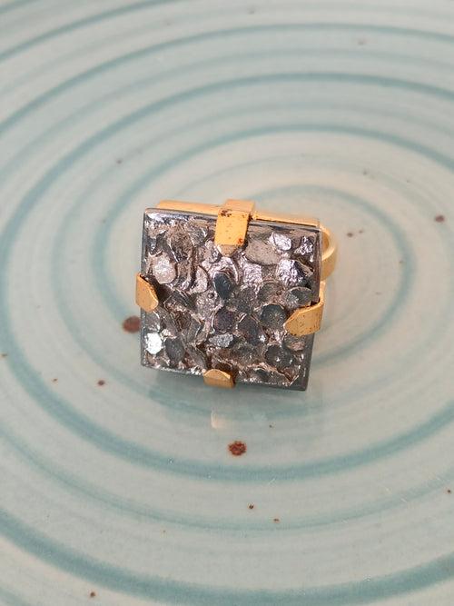 Large Square Ring