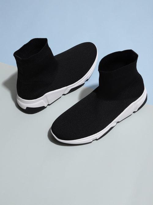 Black White Slip-On Sneakers (TC-RS3440-BLKWHT)